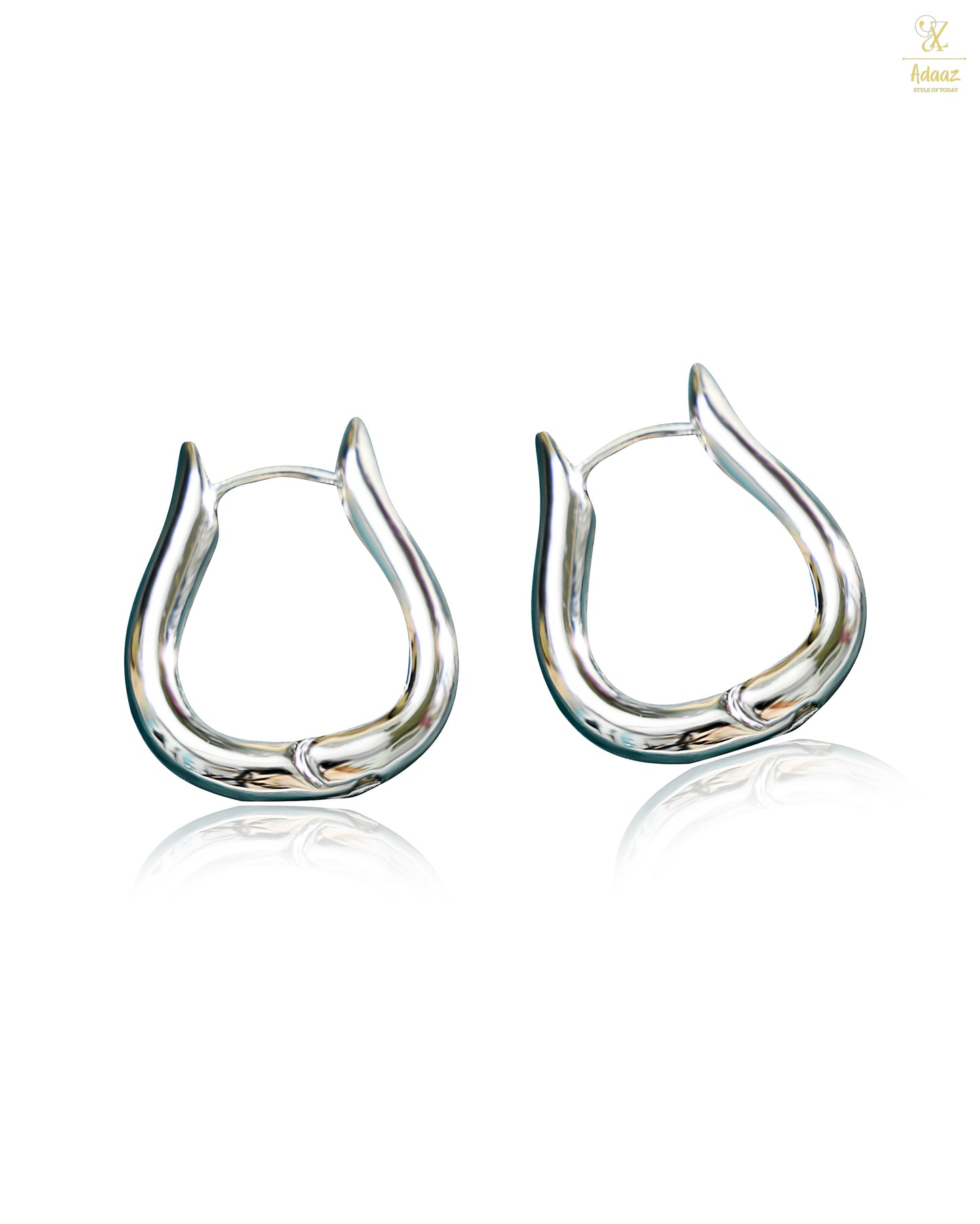 U-Curve Shape Geometric Hoop Hugging Earring - Silver