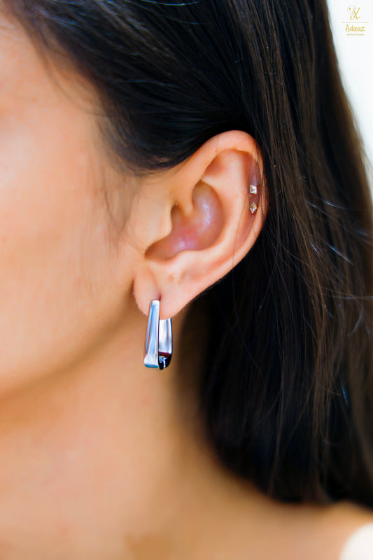 Stylish U-shape Hugging Hoop Earring - Rose Gold