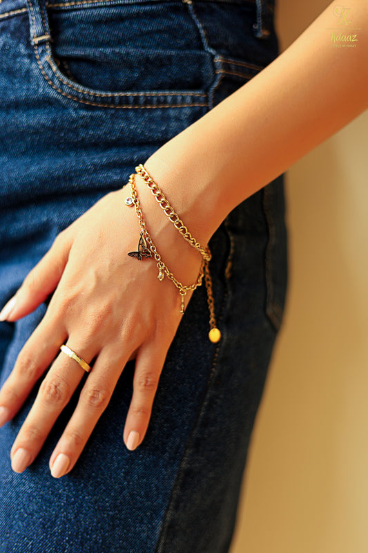 Classic Anti-Tarnish Roman Letter Sleek Gold-Plated Band Ring