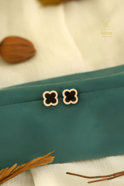 Stainless Steel Rose Gold Stud Earring - Clover