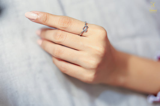 Twisted Love adjustable Ring