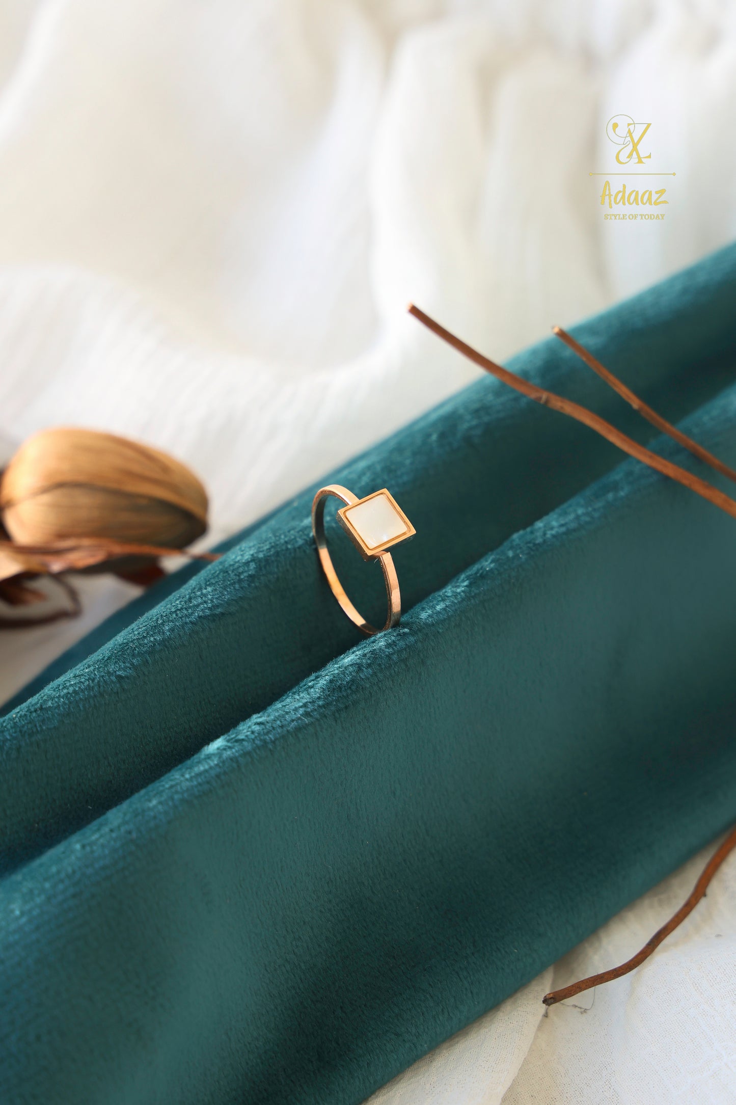 Stainless Steel Rose Gold-plated MOP Ring - Square