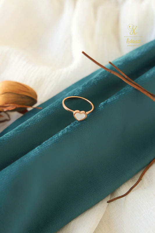 Stainless Steel Rose Gold-plated MOP Ring - Heart