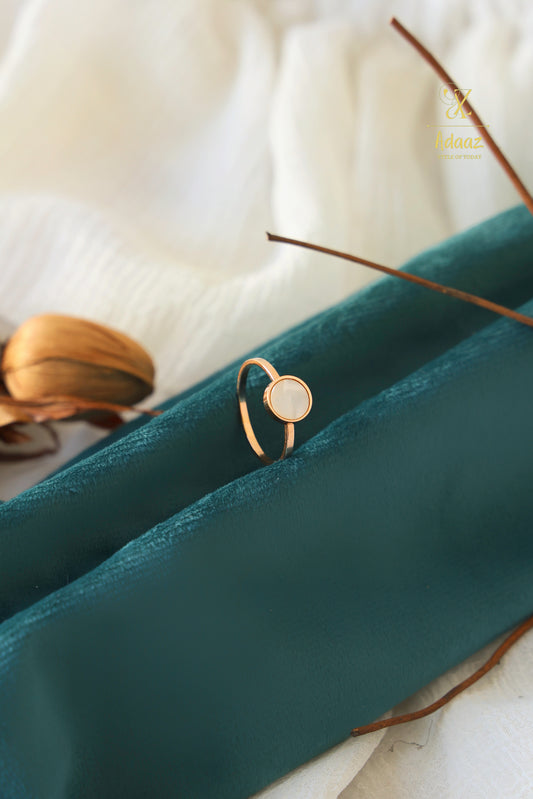 Stainless Steel Rose Gold-plated MOP Ring - Round