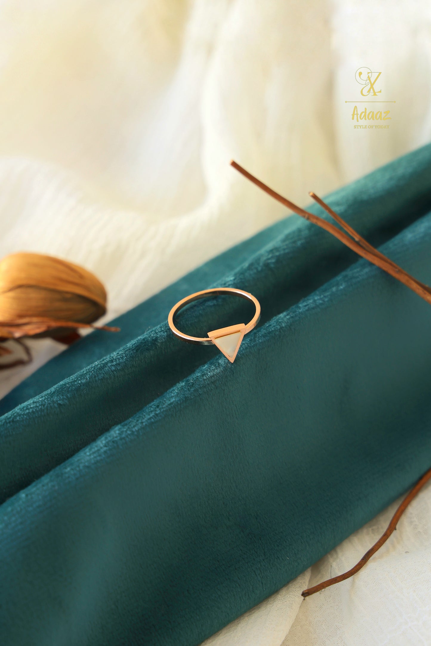 Stainless Steel Rose Gold MOP Ring - Triangle